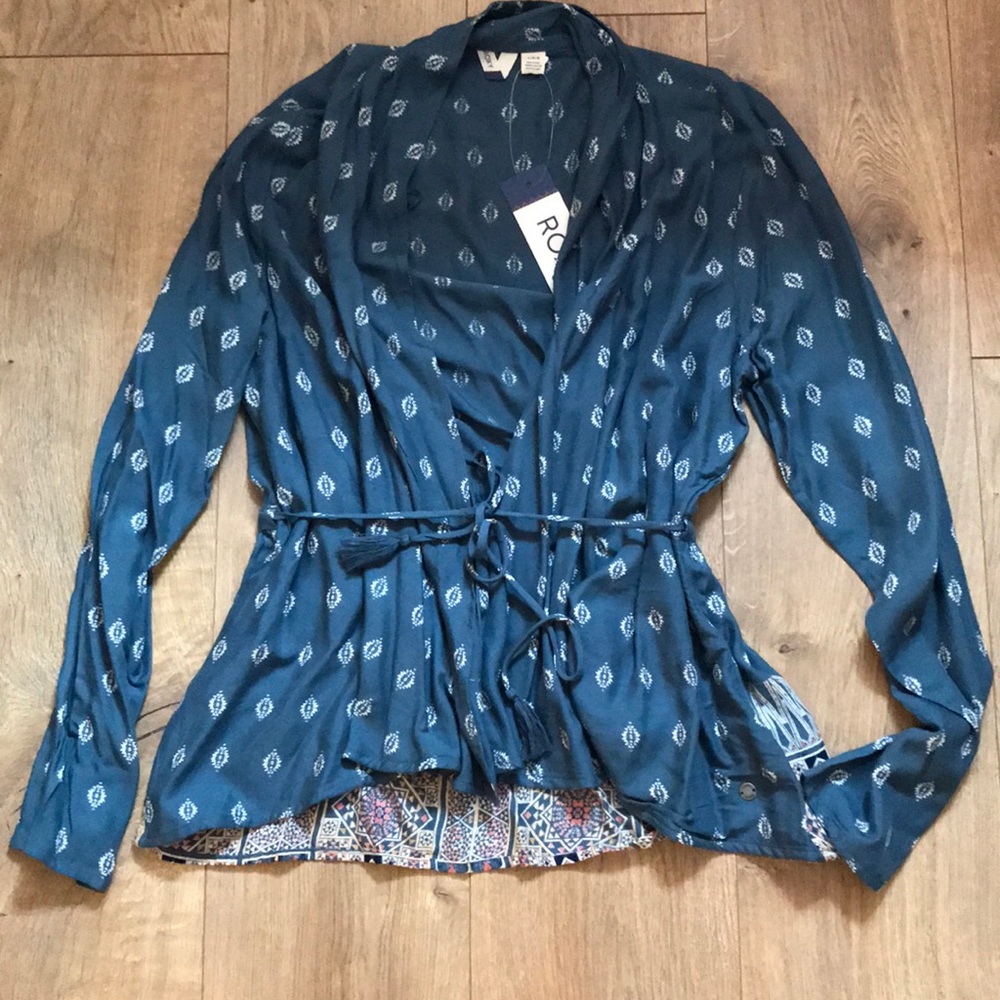 Brand new with tags Roxy kimono